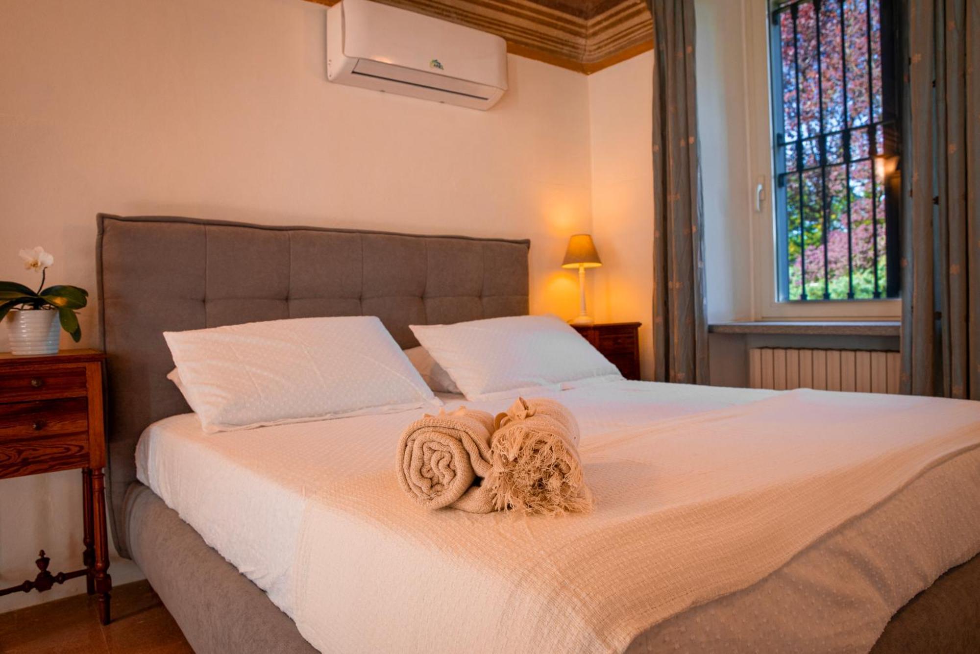 דירות אסטי Cascina Ambrosia Residenza D'Epoca מראה חיצוני תמונה