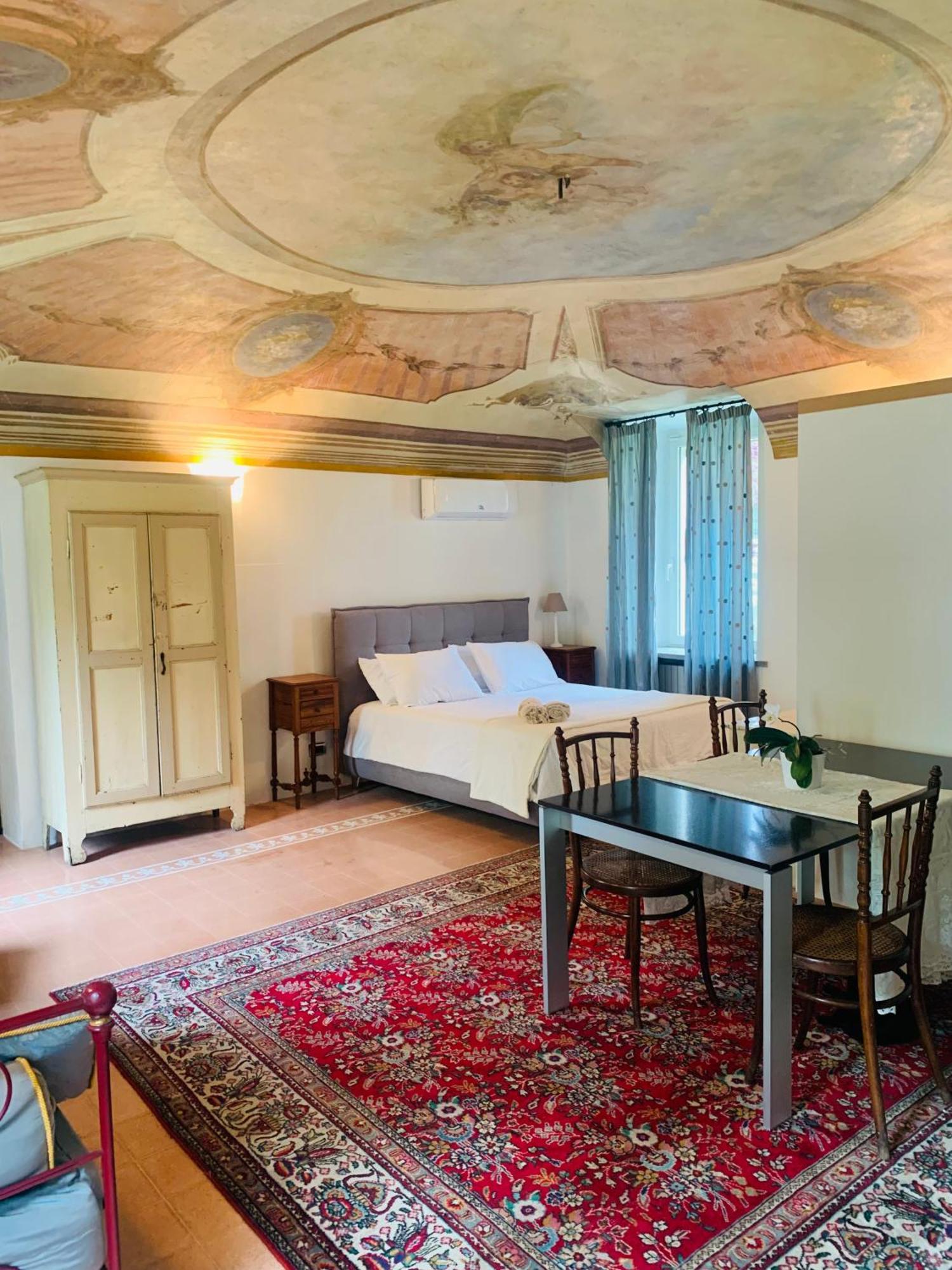 דירות אסטי Cascina Ambrosia Residenza D'Epoca מראה חיצוני תמונה
