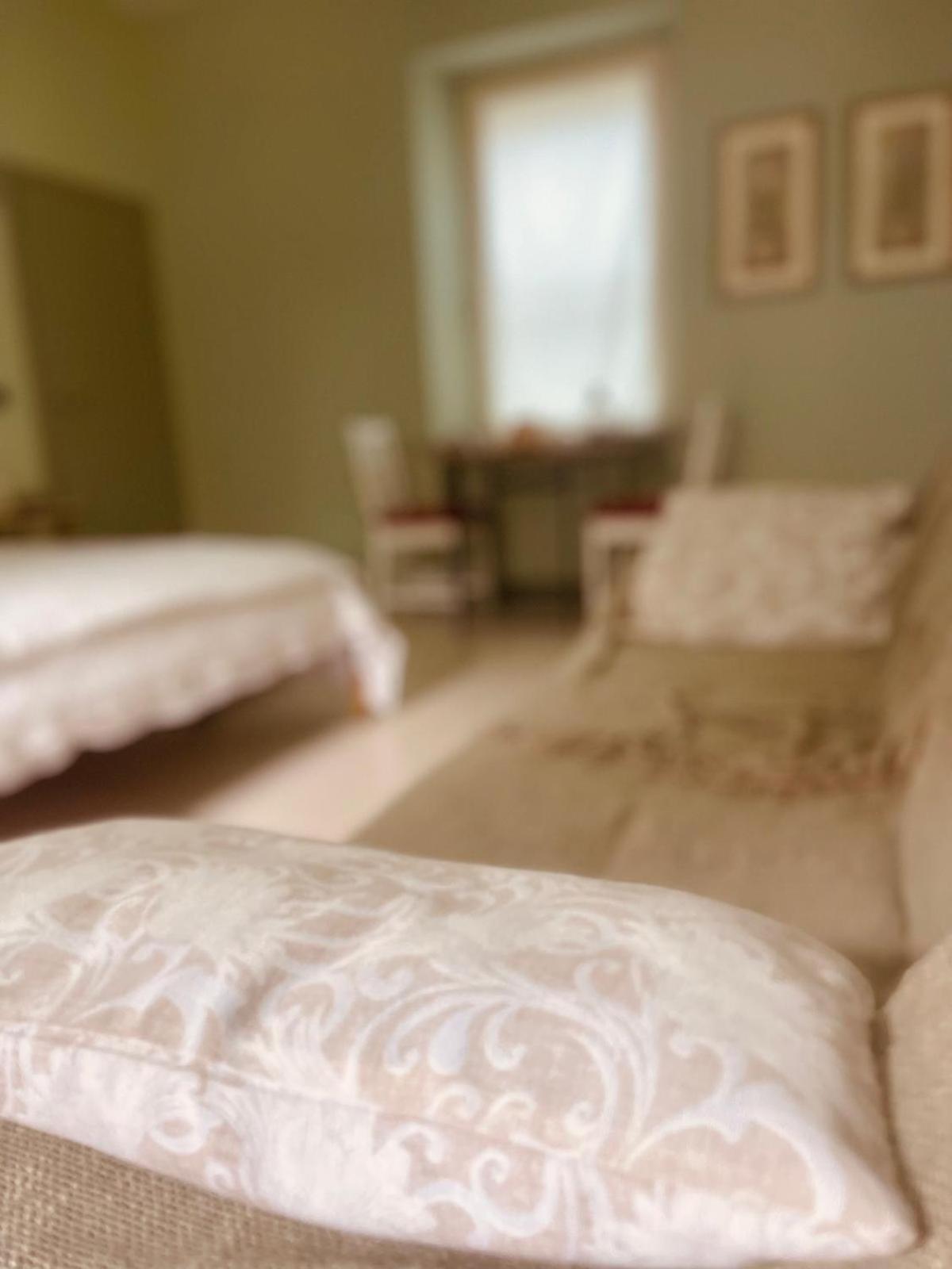 דירות אסטי Cascina Ambrosia Residenza D'Epoca מראה חיצוני תמונה
